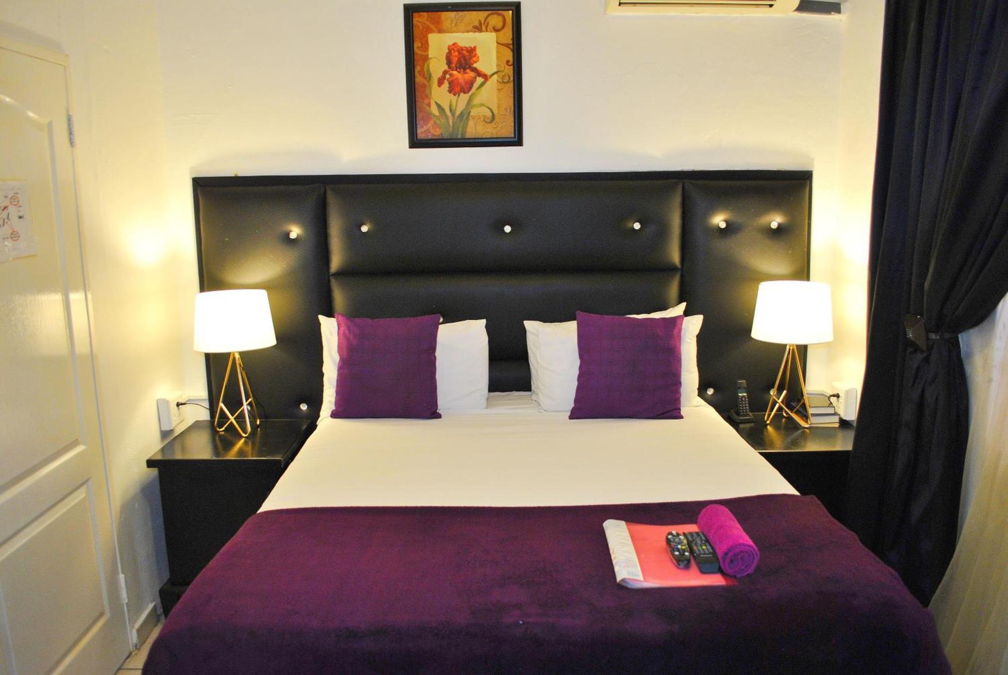 טזאנין Lapologa Bed & Breakfast מראה חיצוני תמונה