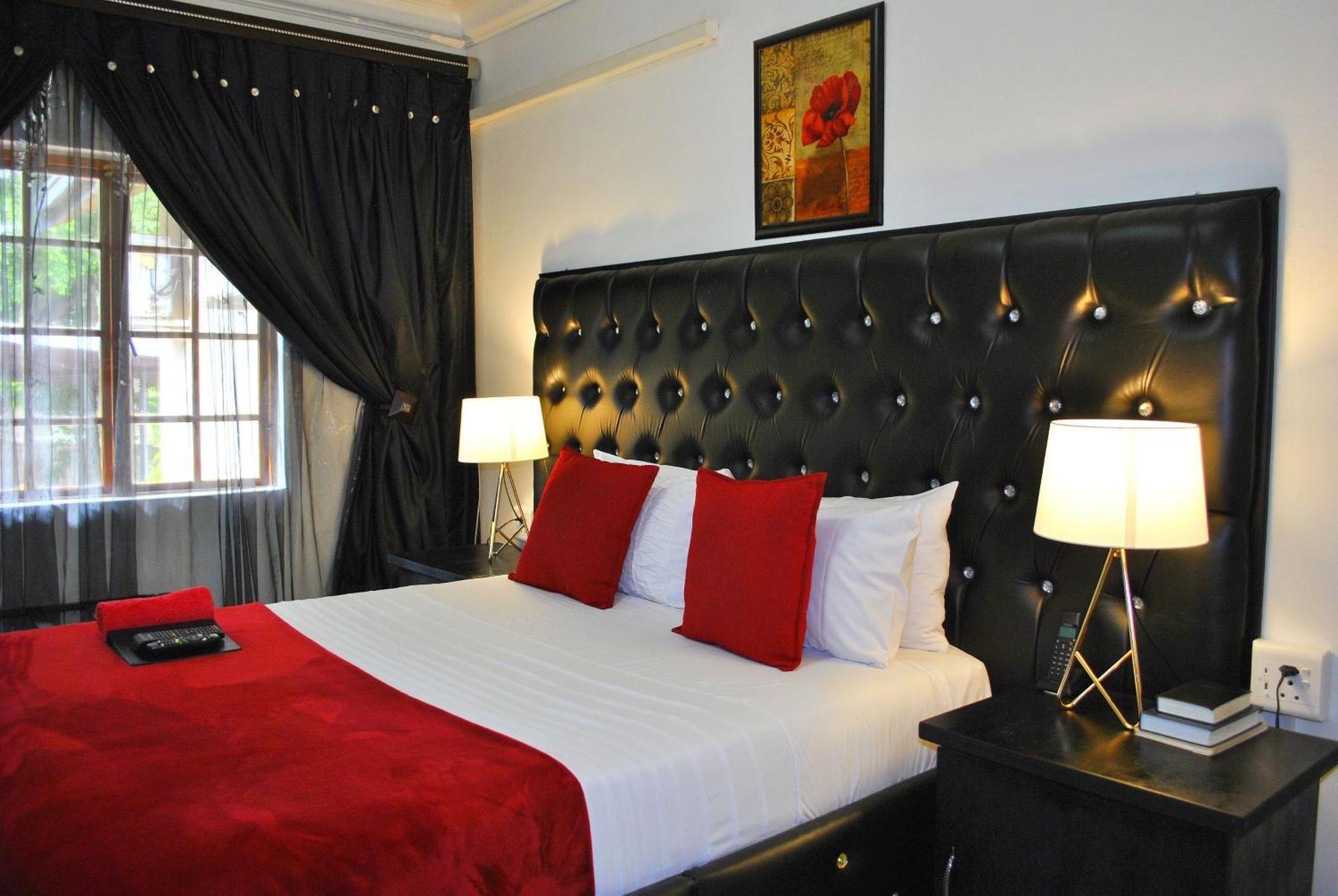 טזאנין Lapologa Bed & Breakfast מראה חיצוני תמונה