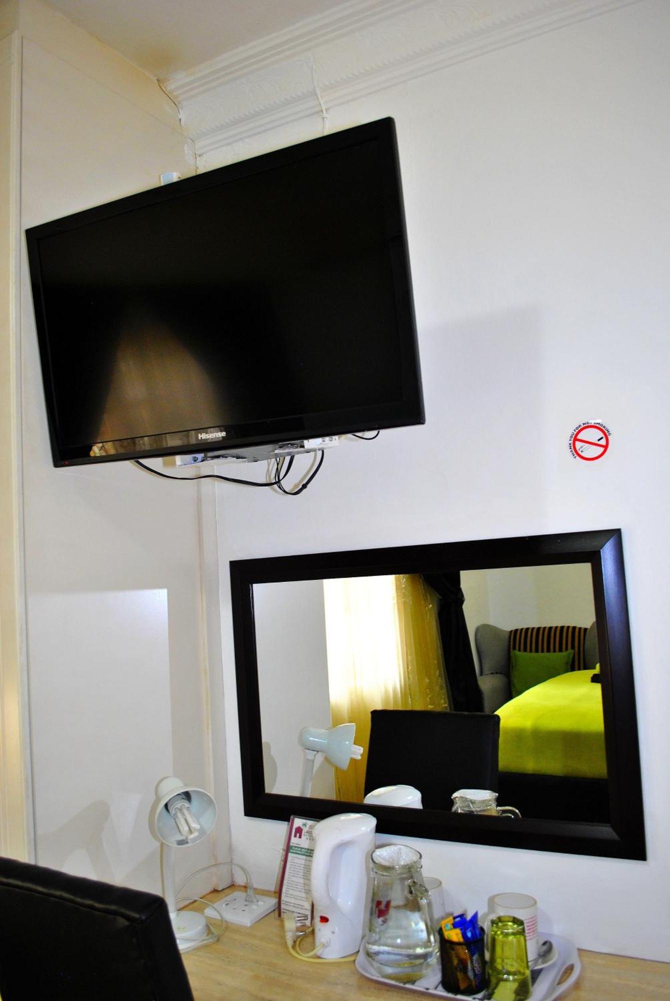 טזאנין Lapologa Bed & Breakfast מראה חיצוני תמונה