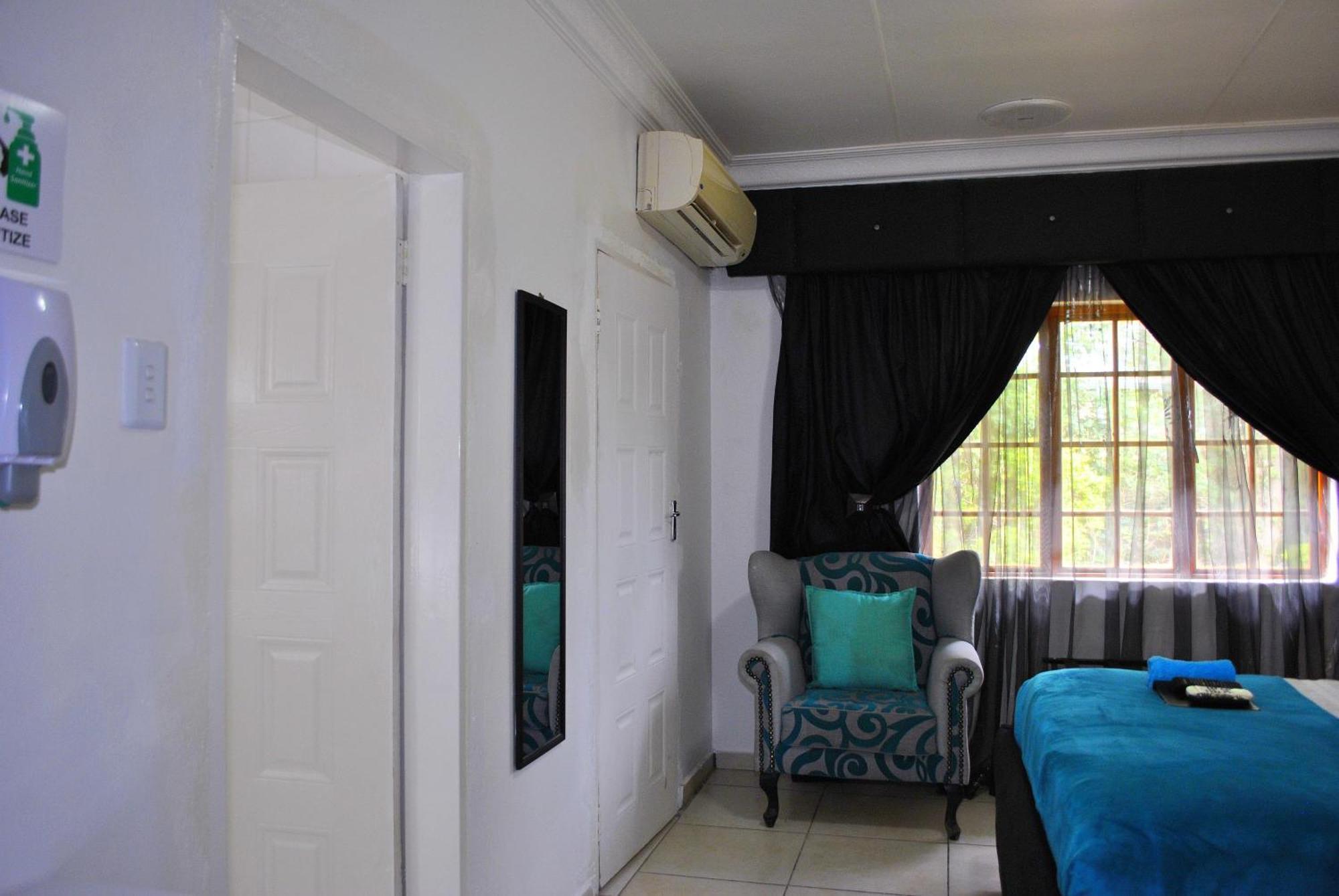 טזאנין Lapologa Bed & Breakfast מראה חיצוני תמונה