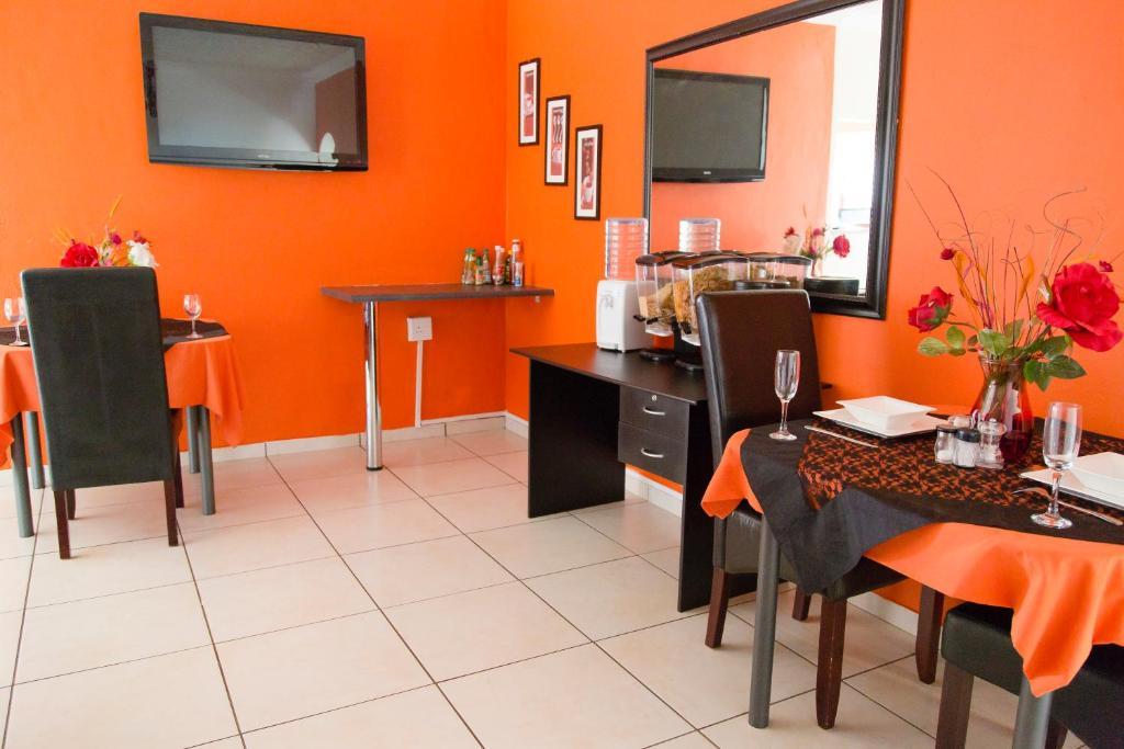 טזאנין Lapologa Bed & Breakfast מראה חיצוני תמונה