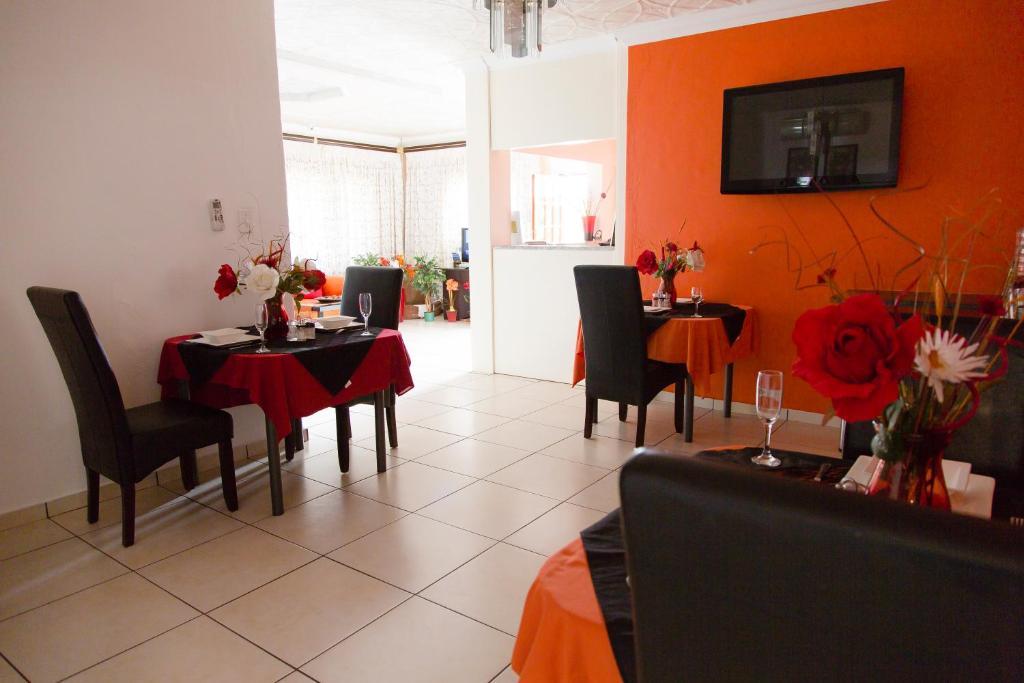 טזאנין Lapologa Bed & Breakfast מראה חיצוני תמונה